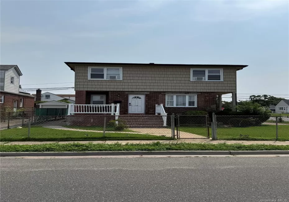 126 Sussex Road, Hempstead, NY, 4 Bedrooms Bedrooms, 12 Rooms Rooms,3 BathroomsBathrooms,Residential,For Rent,Sussex,0,1040533 126 Sussex Road, Hempstead, NY, 4 Bedrooms Bedrooms, 12 Rooms Rooms,3 BathroomsBathrooms,Residential,For Rent,Sussex,0,1040533