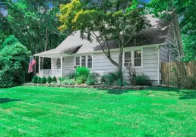 353 Country Road, Brookhaven, NY, 2 Bedrooms Bedrooms, 7 Rooms Rooms,1 BathroomBathrooms,Residential,For Rent,Country,0,1040440 353 Country Road, Brookhaven, NY, 2 Bedrooms Bedrooms, 7 Rooms Rooms,1 BathroomBathrooms,Residential,For Rent,Country,0,1040440