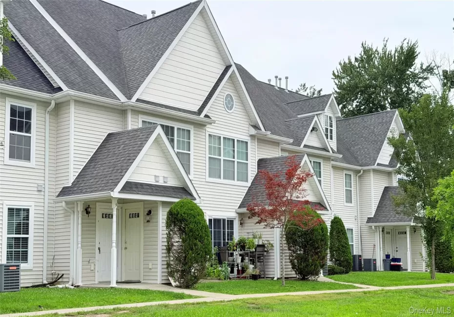 141 Ruth Court, Middletown, NY, 2 Bedrooms Bedrooms, 6 Rooms Rooms,2 BathroomsBathrooms,Residential,For Rent,Ruth,0,1000877 141 Ruth Court, Middletown, NY, 2 Bedrooms Bedrooms, 6 Rooms Rooms,2 BathroomsBathrooms,Residential,For Rent,Ruth,0,1000877