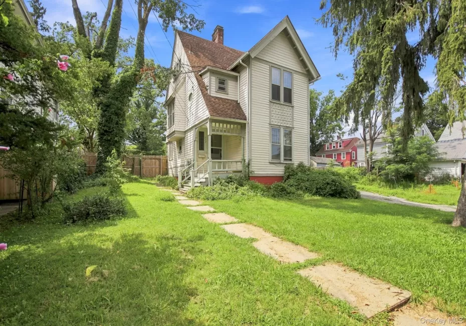 173 Cherry Street, Poughkeepsie, NY, 3 Bedrooms Bedrooms, 7 Rooms Rooms,1 BathroomBathrooms,Residential,For Rent,Cherry,0,1040444 173 Cherry Street, Poughkeepsie, NY, 3 Bedrooms Bedrooms, 7 Rooms Rooms,1 BathroomBathrooms,Residential,For Rent,Cherry,0,1040444