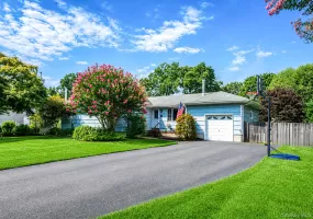 248 6th Avenue, Smithtown, NY, 3 Bedrooms Bedrooms, 6 Rooms Rooms,2 BathroomsBathrooms,Residential,For Rent,6th,0,1037603 248 6th Avenue, Smithtown, NY, 3 Bedrooms Bedrooms, 6 Rooms Rooms,2 BathroomsBathrooms,Residential,For Rent,6th,0,1037603