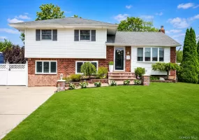 5 Gardenia Drive, Smithtown, NY, 3 Bedrooms Bedrooms, 9 Rooms Rooms,2 BathroomsBathrooms,Residential,For Rent,Gardenia,0,1039479 5 Gardenia Drive, Smithtown, NY, 3 Bedrooms Bedrooms, 9 Rooms Rooms,2 BathroomsBathrooms,Residential,For Rent,Gardenia,0,1039479