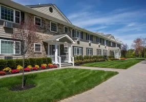 303 Robinson Avenue, Brookhaven, NY, 1 Bedroom Bedrooms, 4 Rooms Rooms,1 BathroomBathrooms,Residential Lease,For Rent,Robinson,0,1040716 303 Robinson Avenue, Brookhaven, NY, 1 Bedroom Bedrooms, 4 Rooms Rooms,1 BathroomBathrooms,Residential Lease,For Rent,Robinson,0,1040716