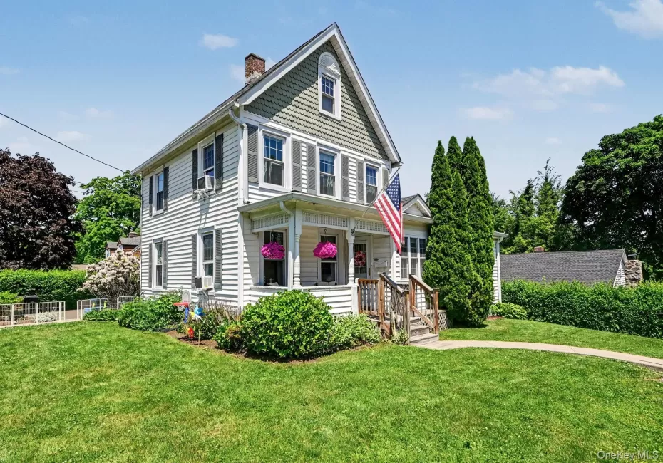 80 Leonard Street, Stamford, CT, 3 Bedrooms Bedrooms, 11 Rooms Rooms,2 BathroomsBathrooms,Residential,For Rent,Leonard,0,1009827 80 Leonard Street, Stamford, CT, 3 Bedrooms Bedrooms, 11 Rooms Rooms,2 BathroomsBathrooms,Residential,For Rent,Leonard,0,1009827