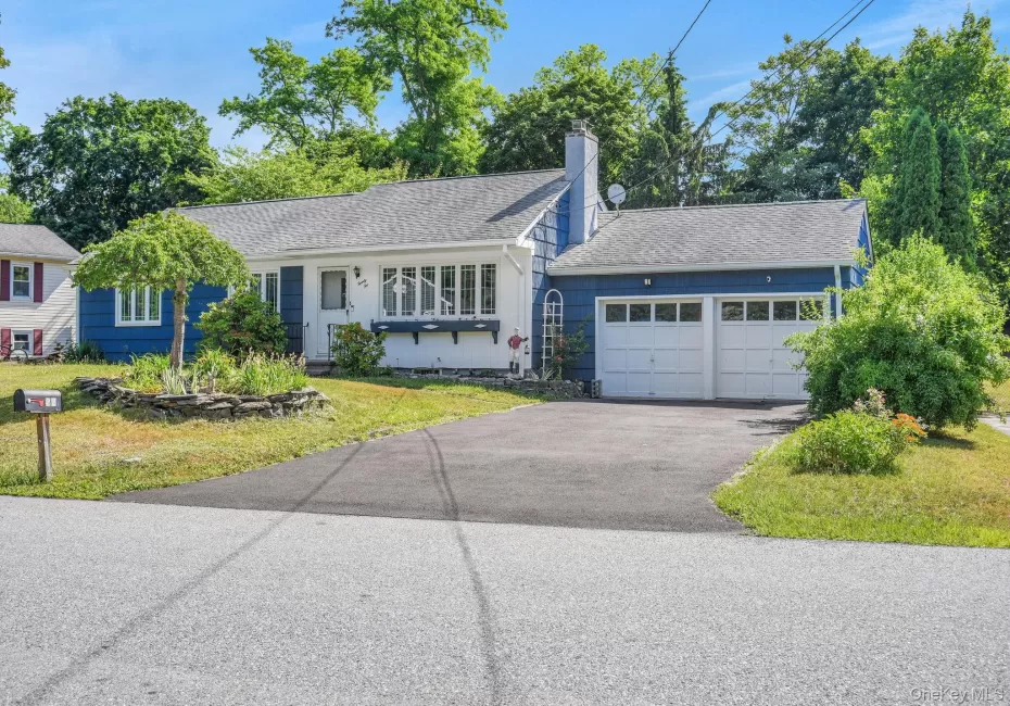 22 Greenvale Farms Road, Poughkeepsie (town), NY, 3 Bedrooms Bedrooms, 8 Rooms Rooms,1 BathroomBathrooms,Residential,For Rent,Greenvale Farms,0,1013214 22 Greenvale Farms Road, Poughkeepsie (town), NY, 3 Bedrooms Bedrooms, 8 Rooms Rooms,1 BathroomBathrooms,Residential,For Rent,Greenvale Farms,0,1013214