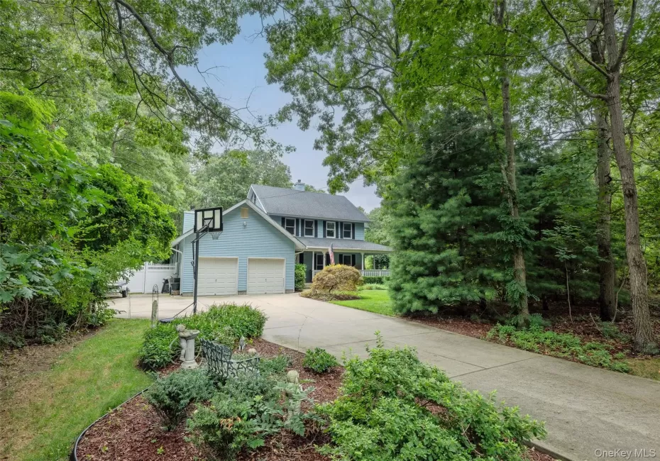 116 Head Of The Neck Road, Brookhaven, NY, 4 Bedrooms Bedrooms, 9 Rooms Rooms,2 BathroomsBathrooms,Residential,For Rent,Head Of The Neck,0,1038886 116 Head Of The Neck Road, Brookhaven, NY, 4 Bedrooms Bedrooms, 9 Rooms Rooms,2 BathroomsBathrooms,Residential,For Rent,Head Of The Neck,0,1038886