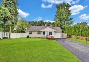 84 Palm Road, Brookhaven, NY, 3 Bedrooms Bedrooms, 6 Rooms Rooms,1 BathroomBathrooms,Residential,For Rent,Palm,0,1037309 84 Palm Road, Brookhaven, NY, 3 Bedrooms Bedrooms, 6 Rooms Rooms,1 BathroomBathrooms,Residential,For Rent,Palm,0,1037309