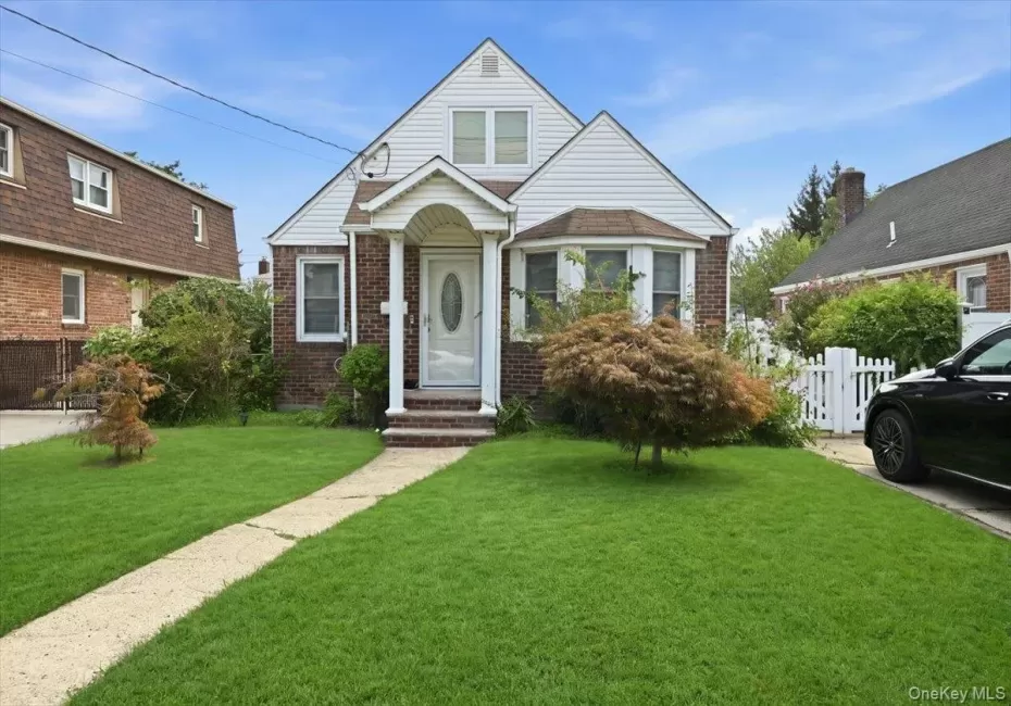 47 Fendale Street, Hempstead, NY, 4 Bedrooms Bedrooms, 7 Rooms Rooms,2 BathroomsBathrooms,Residential,For Rent,Fendale,0,1039188 47 Fendale Street, Hempstead, NY, 4 Bedrooms Bedrooms, 7 Rooms Rooms,2 BathroomsBathrooms,Residential,For Rent,Fendale,0,1039188