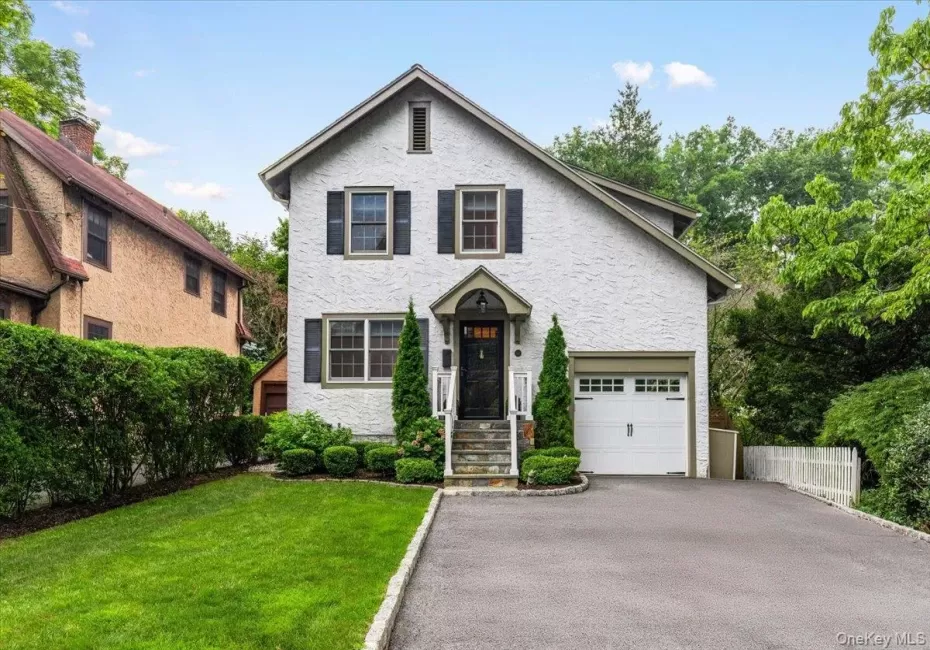 14 Fernwood Avenue, Rye City, NY, 3 Bedrooms Bedrooms, 6 Rooms Rooms,2 BathroomsBathrooms,Residential,For Rent,Fernwood,0,1039957 14 Fernwood Avenue, Rye City, NY, 3 Bedrooms Bedrooms, 6 Rooms Rooms,2 BathroomsBathrooms,Residential,For Rent,Fernwood,0,1039957