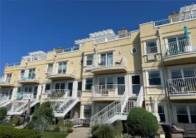 10008 Shore Front Parkway, New York, NY, 2 Bedrooms Bedrooms, 6 Rooms Rooms,2 BathroomsBathrooms,Residential,For Rent,Shore Front,0,909053 10008 Shore Front Parkway, New York, NY, 2 Bedrooms Bedrooms, 6 Rooms Rooms,2 BathroomsBathrooms,Residential,For Rent,Shore Front,0,909053