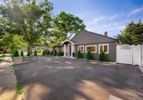 7 Tyrconnell Avenue, Oyster Bay, NY, 4 Bedrooms Bedrooms, 6 Rooms Rooms,2 BathroomsBathrooms,Residential,For Rent,Tyrconnell,0,1038950 7 Tyrconnell Avenue, Oyster Bay, NY, 4 Bedrooms Bedrooms, 6 Rooms Rooms,2 BathroomsBathrooms,Residential,For Rent,Tyrconnell,0,1038950