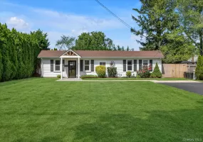 5 Eckert Street, Huntington, NY, 2 Bedrooms Bedrooms, 5 Rooms Rooms,1 BathroomBathrooms,Residential,For Rent,Eckert,0,1037715 5 Eckert Street, Huntington, NY, 2 Bedrooms Bedrooms, 5 Rooms Rooms,1 BathroomBathrooms,Residential,For Rent,Eckert,0,1037715