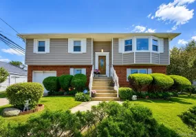 8 Laurel Lane, Hempstead, NY, 4 Bedrooms Bedrooms, 10 Rooms Rooms,2 BathroomsBathrooms,Residential,For Rent,Laurel,0,1040610 8 Laurel Lane, Hempstead, NY, 4 Bedrooms Bedrooms, 10 Rooms Rooms,2 BathroomsBathrooms,Residential,For Rent,Laurel,0,1040610