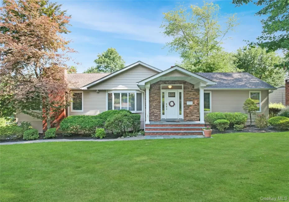 27 Eldor Avenue, Clarkstown, NY, 3 Bedrooms Bedrooms, 9 Rooms Rooms,3 BathroomsBathrooms,Residential,For Rent,Eldor,0,1037308 27 Eldor Avenue, Clarkstown, NY, 3 Bedrooms Bedrooms, 9 Rooms Rooms,3 BathroomsBathrooms,Residential,For Rent,Eldor,0,1037308