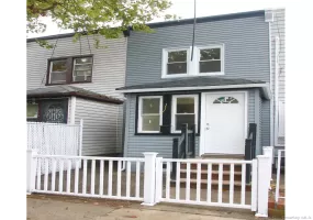 15403 118th Avenue, New York, NY, 3 Bedrooms Bedrooms, 5 Rooms Rooms,2 BathroomsBathrooms,Residential,For Rent,118th,0,1040555 15403 118th Avenue, New York, NY, 3 Bedrooms Bedrooms, 5 Rooms Rooms,2 BathroomsBathrooms,Residential,For Rent,118th,0,1040555