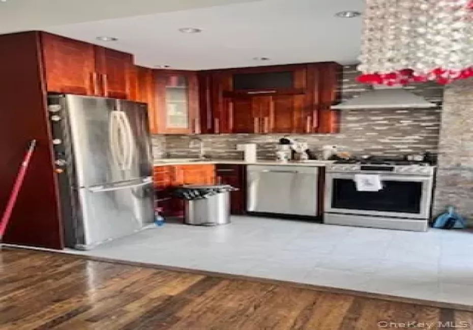 138 Diamond Street, New York, NY, 1 Bedroom Bedrooms, 2 Rooms Rooms,1 BathroomBathrooms,Residential Lease,For Rent,Diamond,0,1040689 138 Diamond Street, New York, NY, 1 Bedroom Bedrooms, 2 Rooms Rooms,1 BathroomBathrooms,Residential Lease,For Rent,Diamond,0,1040689