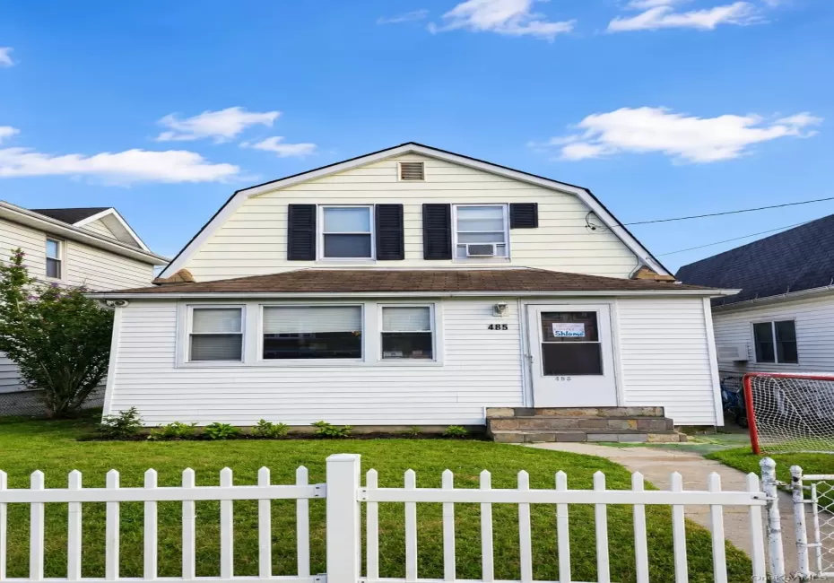 485 5th Avenue, Hempstead, NY, 3 Bedrooms Bedrooms, 5 Rooms Rooms,1 BathroomBathrooms,Residential,For Rent,5th,0,1040827 485 5th Avenue, Hempstead, NY, 3 Bedrooms Bedrooms, 5 Rooms Rooms,1 BathroomBathrooms,Residential,For Rent,5th,0,1040827