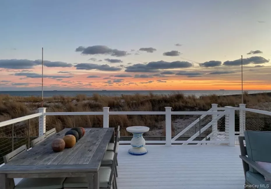 899 Oceanfront, Long Beach, NY, 4 Bedrooms Bedrooms, 6 Rooms Rooms,2 BathroomsBathrooms,Residential,For Rent,Oceanfront,0,1039353 899 Oceanfront, Long Beach, NY, 4 Bedrooms Bedrooms, 6 Rooms Rooms,2 BathroomsBathrooms,Residential,For Rent,Oceanfront,0,1039353