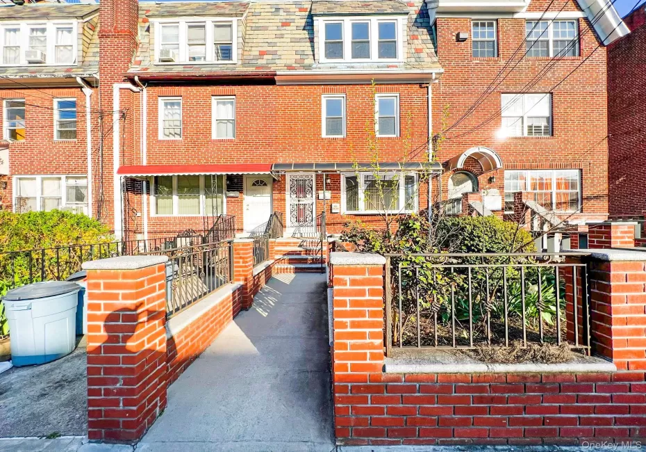 32-59 46 Street, New York, NY, 4 Bedrooms Bedrooms, 11 Rooms Rooms,2 BathroomsBathrooms,Residential Lease,For Rent,46,0,1040878 32-59 46 Street, New York, NY, 4 Bedrooms Bedrooms, 11 Rooms Rooms,2 BathroomsBathrooms,Residential Lease,For Rent,46,0,1040878