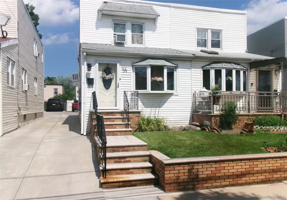 3239 202nd Street, New York, NY, 3 Bedrooms Bedrooms, 10 Rooms Rooms,2 BathroomsBathrooms,Residential,For Rent,202nd,0,1040417 3239 202nd Street, New York, NY, 3 Bedrooms Bedrooms, 10 Rooms Rooms,2 BathroomsBathrooms,Residential,For Rent,202nd,0,1040417