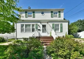 265 Delaware Avenue, Babylon, NY, 4 Bedrooms Bedrooms, 9 Rooms Rooms,2 BathroomsBathrooms,Residential,For Rent,Delaware,0,1040796 265 Delaware Avenue, Babylon, NY, 4 Bedrooms Bedrooms, 9 Rooms Rooms,2 BathroomsBathrooms,Residential,For Rent,Delaware,0,1040796