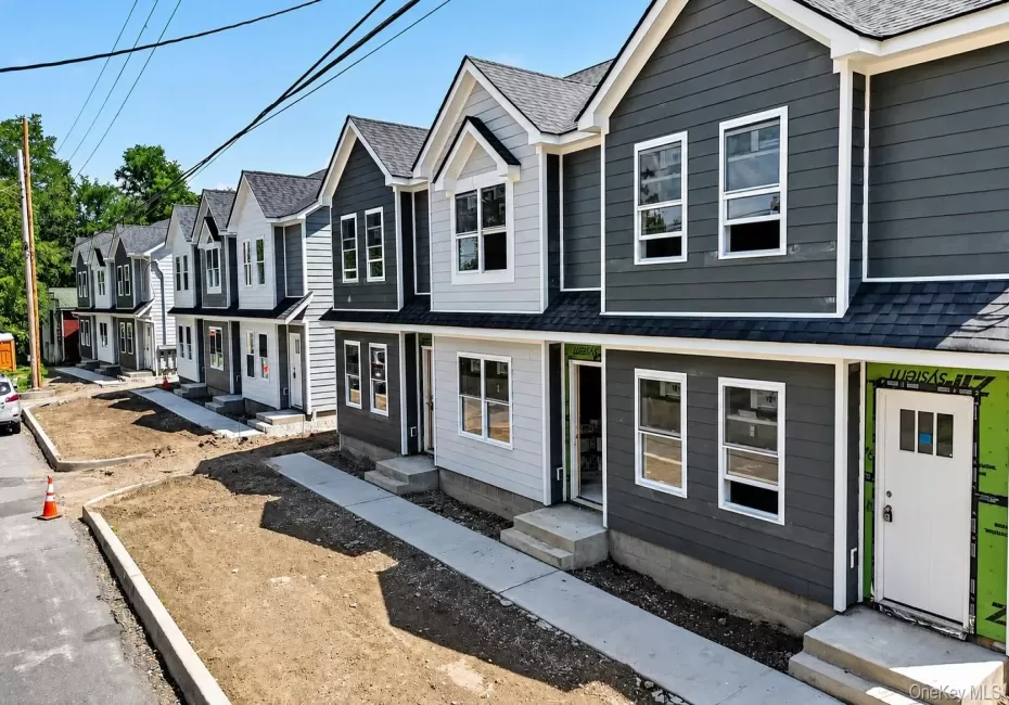 64 Manor Place, Kingston, NY, 2 Bedrooms Bedrooms, 5 Rooms Rooms,2 BathroomsBathrooms,Residential Lease,For Rent,Manor,0,1040846 64 Manor Place, Kingston, NY, 2 Bedrooms Bedrooms, 5 Rooms Rooms,2 BathroomsBathrooms,Residential Lease,For Rent,Manor,0,1040846