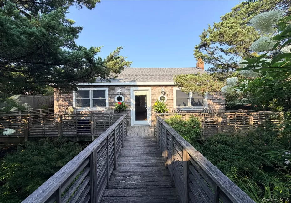 101 Greene Avenue, Brookhaven, NY, 3 Bedrooms Bedrooms, 5 Rooms Rooms,2 BathroomsBathrooms,Residential,For Rent,Greene,0,1040771 101 Greene Avenue, Brookhaven, NY, 3 Bedrooms Bedrooms, 5 Rooms Rooms,2 BathroomsBathrooms,Residential,For Rent,Greene,0,1040771