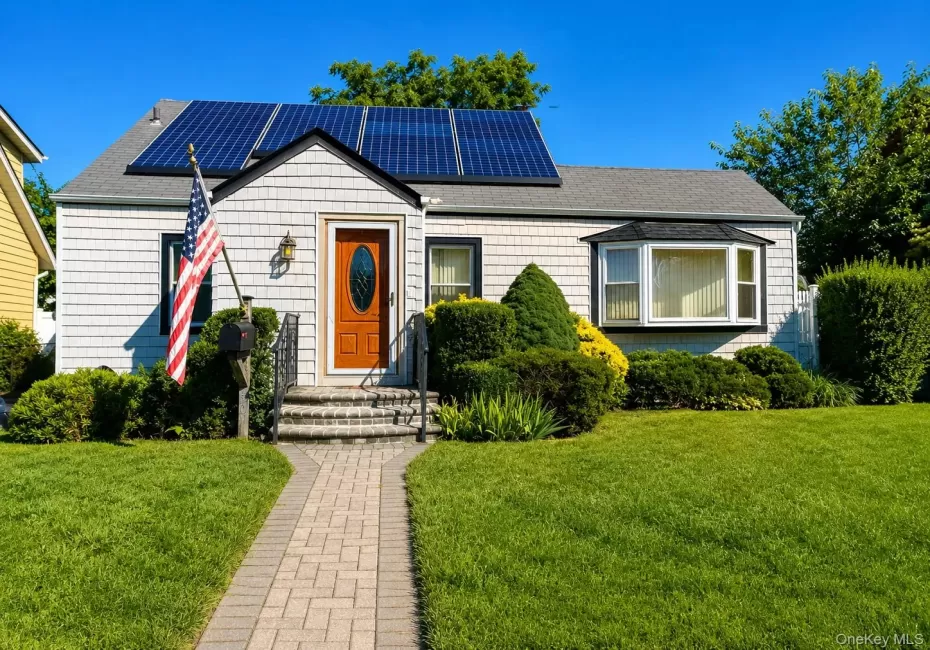 50 Notre Dame Avenue, Oyster Bay, NY, 3 Bedrooms Bedrooms, 6 Rooms Rooms,1 BathroomBathrooms,Residential,For Rent,Notre Dame,0,1039765 50 Notre Dame Avenue, Oyster Bay, NY, 3 Bedrooms Bedrooms, 6 Rooms Rooms,1 BathroomBathrooms,Residential,For Rent,Notre Dame,0,1039765