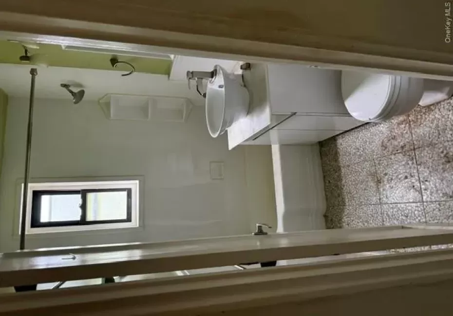 32-40 92nd Street, New York, NY, 2 Bedrooms Bedrooms, 6 Rooms Rooms,1 BathroomBathrooms,Residential,For Rent,92nd,0,1040905 32-40 92nd Street, New York, NY, 2 Bedrooms Bedrooms, 6 Rooms Rooms,1 BathroomBathrooms,Residential,For Rent,92nd,0,1040905
