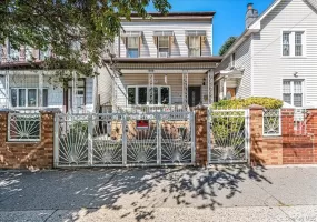 134 Logan Street, New York, NY, 4 Bedrooms Bedrooms, 10 Rooms Rooms,3 BathroomsBathrooms,Residential,For Rent,Logan,0,1036529 134 Logan Street, New York, NY, 4 Bedrooms Bedrooms, 10 Rooms Rooms,3 BathroomsBathrooms,Residential,For Rent,Logan,0,1036529