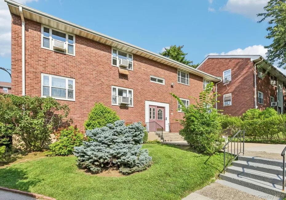 8 Dehaven Drive, Yonkers, NY, 2 Bedrooms Bedrooms, 5 Rooms Rooms,1 BathroomBathrooms,Residential,For Rent,Dehaven,0,1037820 8 Dehaven Drive, Yonkers, NY, 2 Bedrooms Bedrooms, 5 Rooms Rooms,1 BathroomBathrooms,Residential,For Rent,Dehaven,0,1037820