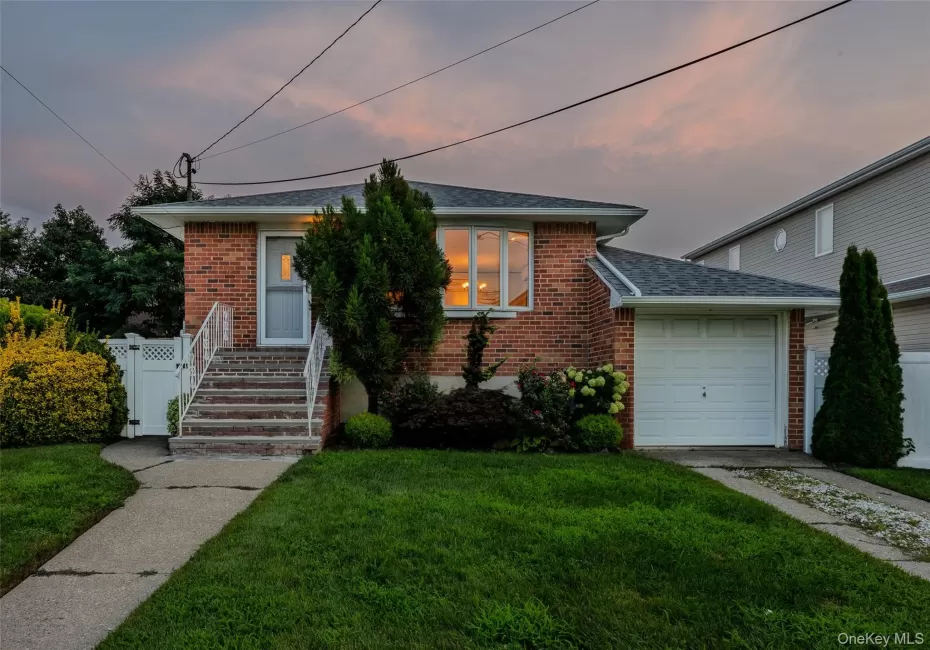 2470 Horace Court, Hempstead, NY, 4 Bedrooms Bedrooms, 6 Rooms Rooms,2 BathroomsBathrooms,Residential,For Rent,Horace,0,1040951 2470 Horace Court, Hempstead, NY, 4 Bedrooms Bedrooms, 6 Rooms Rooms,2 BathroomsBathrooms,Residential,For Rent,Horace,0,1040951
