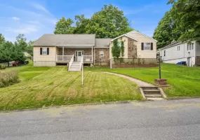 149 Valley View Avenue, Monroe, NY, 3 Bedrooms Bedrooms, 5 Rooms Rooms,2 BathroomsBathrooms,Residential,For Rent,Valley View,0,1040191 149 Valley View Avenue, Monroe, NY, 3 Bedrooms Bedrooms, 5 Rooms Rooms,2 BathroomsBathrooms,Residential,For Rent,Valley View,0,1040191