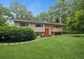 4 Lincoln Street, East Hampton, NY, 4 Bedrooms Bedrooms, 8 Rooms Rooms,3 BathroomsBathrooms,Residential,For Rent,Lincoln,0,1040984 4 Lincoln Street, East Hampton, NY, 4 Bedrooms Bedrooms, 8 Rooms Rooms,3 BathroomsBathrooms,Residential,For Rent,Lincoln,0,1040984