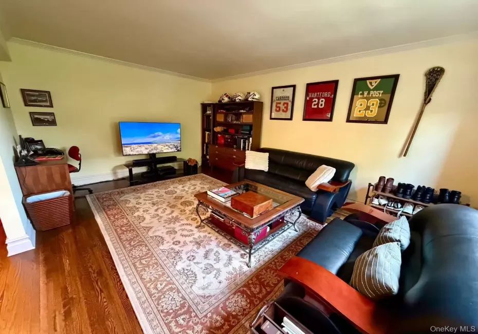 211-05 75th Ave, New York, NY, 1 Bedroom Bedrooms, 4 Rooms Rooms,1 BathroomBathrooms,Residential,For Rent,75th Ave,0,1041028 211-05 75th Ave, New York, NY, 1 Bedroom Bedrooms, 4 Rooms Rooms,1 BathroomBathrooms,Residential,For Rent,75th Ave,0,1041028