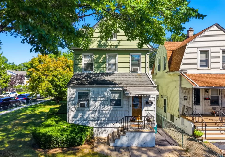 Welcome to 315 Sickles Ave! Welcome to 315 Sickles Ave!
