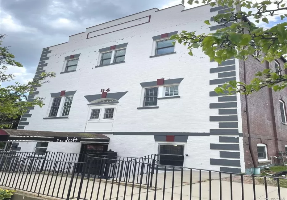 94 4th Ave, Islip, NY, 2 Rooms Rooms,1 BathroomBathrooms,Residential Lease,For Rent,4th Ave,0,1040670 94 4th Ave, Islip, NY, 2 Rooms Rooms,1 BathroomBathrooms,Residential Lease,For Rent,4th Ave,0,1040670