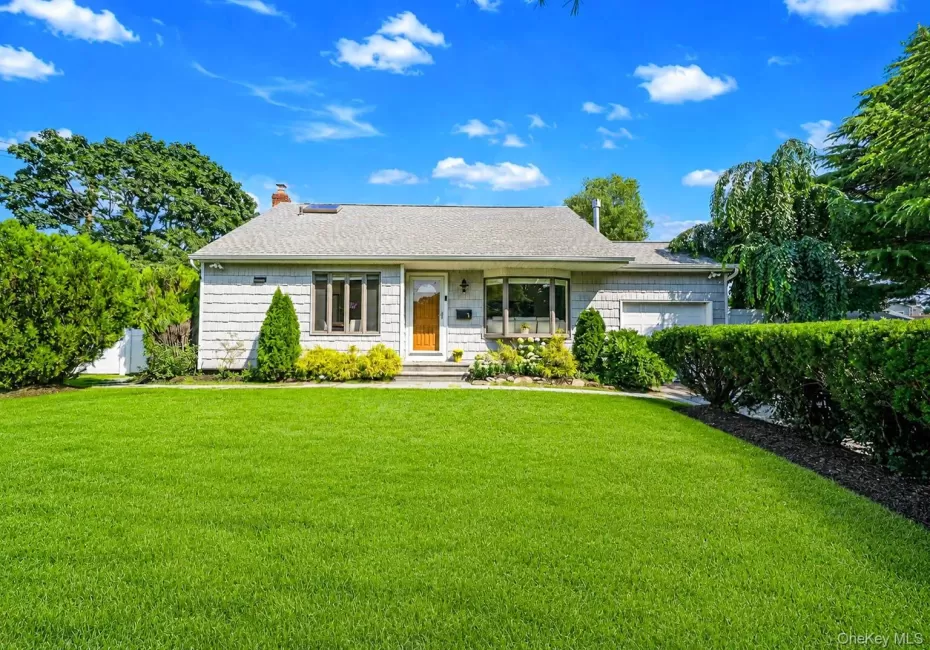 1 Rutgers Street, Smithtown, NY, 2 Bedrooms Bedrooms, 5 Rooms Rooms,2 BathroomsBathrooms,Residential,For Rent,Rutgers,0,1032258 1 Rutgers Street, Smithtown, NY, 2 Bedrooms Bedrooms, 5 Rooms Rooms,2 BathroomsBathrooms,Residential,For Rent,Rutgers,0,1032258