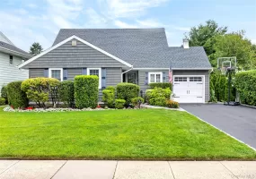 38 Laurel Street, Hempstead, NY, 5 Bedrooms Bedrooms, 10 Rooms Rooms,2 BathroomsBathrooms,Residential,For Rent,Laurel,0,1040188 38 Laurel Street, Hempstead, NY, 5 Bedrooms Bedrooms, 10 Rooms Rooms,2 BathroomsBathrooms,Residential,For Rent,Laurel,0,1040188