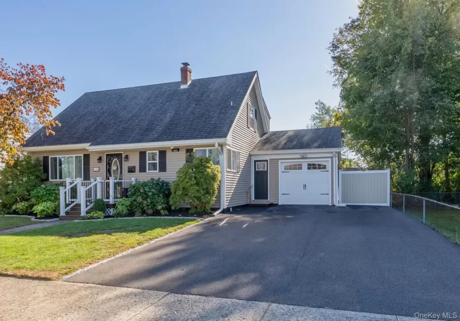 10 Lipton Street, Kingston, NY, 3 Bedrooms Bedrooms, 9 Rooms Rooms,2 BathroomsBathrooms,Residential,For Rent,Lipton,0,1034671 10 Lipton Street, Kingston, NY, 3 Bedrooms Bedrooms, 9 Rooms Rooms,2 BathroomsBathrooms,Residential,For Rent,Lipton,0,1034671