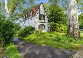 43 Pinecrest Parkway, Greenburgh, NY, 4 Bedrooms Bedrooms, 8 Rooms Rooms,1 BathroomBathrooms,Residential,For Rent,Pinecrest,0,1013607 43 Pinecrest Parkway, Greenburgh, NY, 4 Bedrooms Bedrooms, 8 Rooms Rooms,1 BathroomBathrooms,Residential,For Rent,Pinecrest,0,1013607