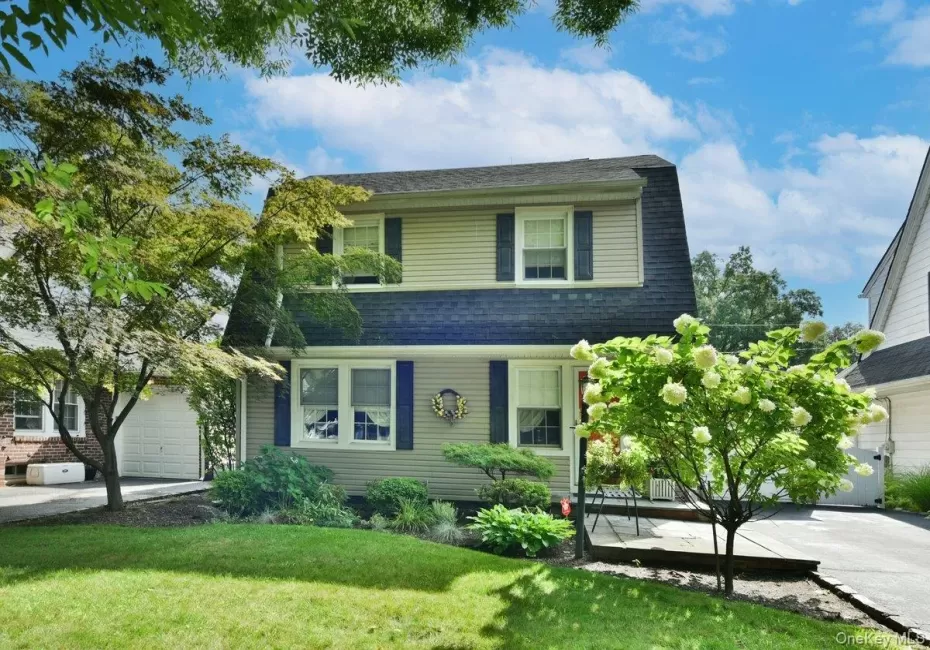 154 Argyle Road, Hempstead, NY, 4 Bedrooms Bedrooms, 8 Rooms Rooms,1 BathroomBathrooms,Residential,For Rent,Argyle,0,1040384 154 Argyle Road, Hempstead, NY, 4 Bedrooms Bedrooms, 8 Rooms Rooms,1 BathroomBathrooms,Residential,For Rent,Argyle,0,1040384