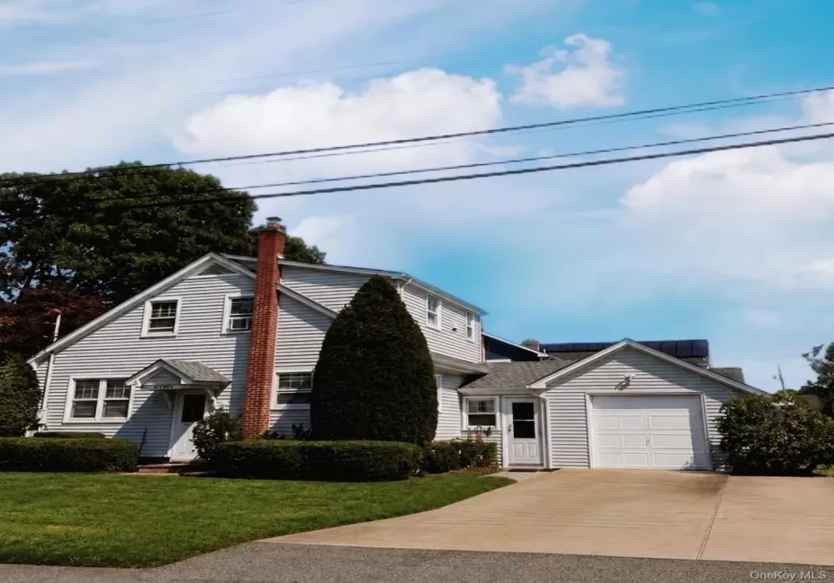 97 Central Avenue, Brookhaven, NY, 1 Bedroom Bedrooms, 4 Rooms Rooms,1 BathroomBathrooms,Residential Lease,For Rent,Central,0,1040712 97 Central Avenue, Brookhaven, NY, 1 Bedroom Bedrooms, 4 Rooms Rooms,1 BathroomBathrooms,Residential Lease,For Rent,Central,0,1040712