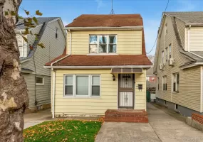 70-15 Manse Street, New York, NY, 4 Bedrooms Bedrooms, 6 Rooms Rooms,2 BathroomsBathrooms,Residential Lease,For Rent,Manse,0,1041173 70-15 Manse Street, New York, NY, 4 Bedrooms Bedrooms, 6 Rooms Rooms,2 BathroomsBathrooms,Residential Lease,For Rent,Manse,0,1041173