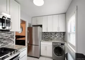 540 Tuckahoe Road, Yonkers, NY, 2 Bedrooms Bedrooms, 5 Rooms Rooms,1 BathroomBathrooms,Residential Lease,For Rent,Tuckahoe,0,1040966 540 Tuckahoe Road, Yonkers, NY, 2 Bedrooms Bedrooms, 5 Rooms Rooms,1 BathroomBathrooms,Residential Lease,For Rent,Tuckahoe,0,1040966