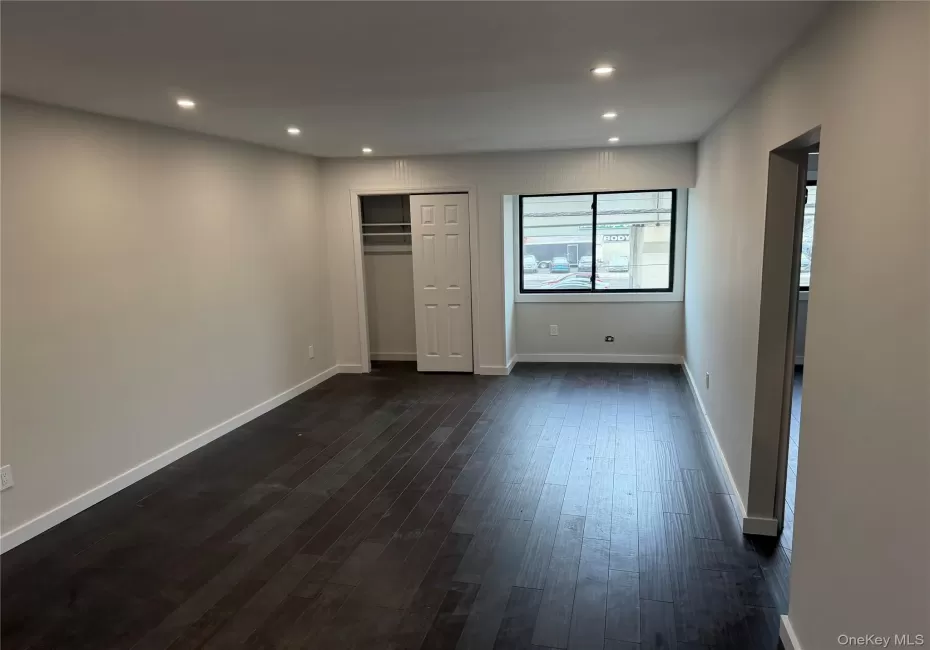 99-105 Hoffman Avenue, Babylon, NY, 1 Bedroom Bedrooms, 3 Rooms Rooms,1 BathroomBathrooms,Residential Lease,For Rent,Hoffman,0,1041108 99-105 Hoffman Avenue, Babylon, NY, 1 Bedroom Bedrooms, 3 Rooms Rooms,1 BathroomBathrooms,Residential Lease,For Rent,Hoffman,0,1041108