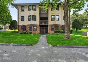 3 Hampton Court, Yorktown, NY, 3 Rooms Rooms,1 BathroomBathrooms,Residential,For Rent,Hampton,0,1033776 3 Hampton Court, Yorktown, NY, 3 Rooms Rooms,1 BathroomBathrooms,Residential,For Rent,Hampton,0,1033776