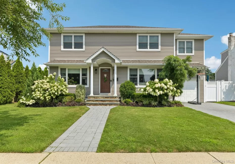 790 Garden Drive, Hempstead, NY, 4 Bedrooms Bedrooms, 9 Rooms Rooms,2 BathroomsBathrooms,Residential,For Rent,Garden,0,1039453 790 Garden Drive, Hempstead, NY, 4 Bedrooms Bedrooms, 9 Rooms Rooms,2 BathroomsBathrooms,Residential,For Rent,Garden,0,1039453