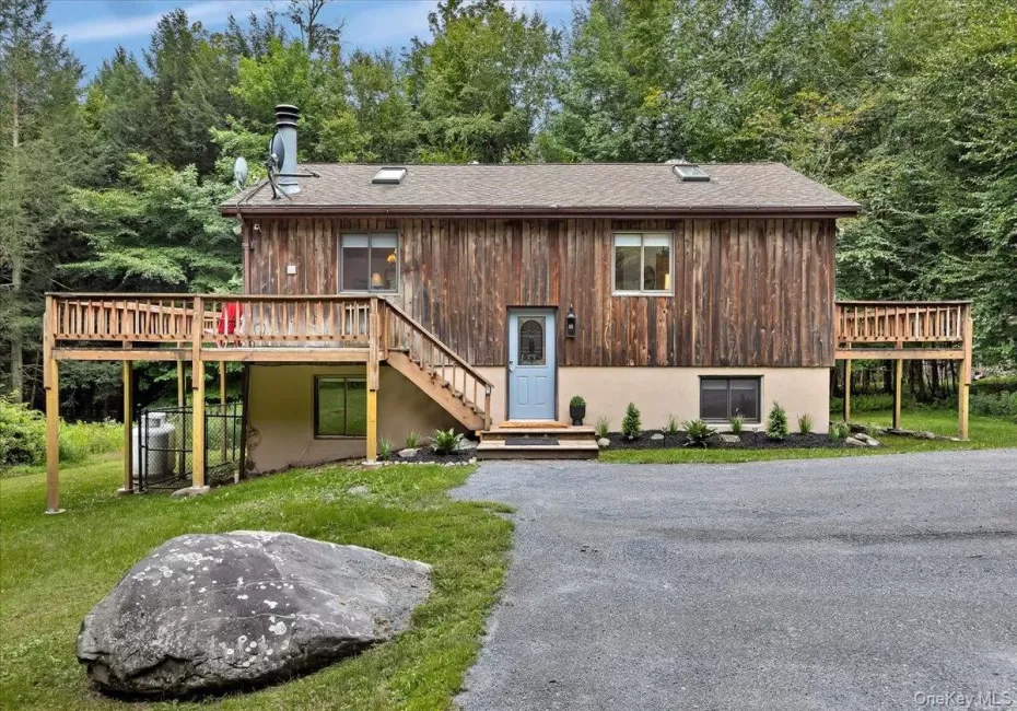 307 Bobillen Drive, Jewett, NY, 3 Bedrooms Bedrooms, 8 Rooms Rooms,2 BathroomsBathrooms,Residential,For Rent,Bobillen,0,1040225 307 Bobillen Drive, Jewett, NY, 3 Bedrooms Bedrooms, 8 Rooms Rooms,2 BathroomsBathrooms,Residential,For Rent,Bobillen,0,1040225