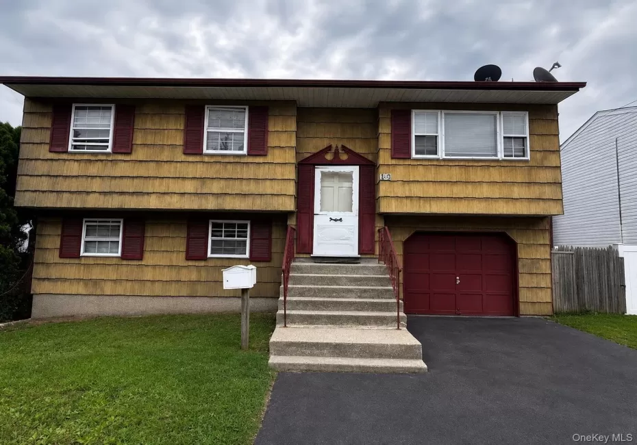 305 10th Avenue, Huntington, NY, 5 Bedrooms Bedrooms, 10 Rooms Rooms,2 BathroomsBathrooms,Residential,For Rent,10th,0,1041256 305 10th Avenue, Huntington, NY, 5 Bedrooms Bedrooms, 10 Rooms Rooms,2 BathroomsBathrooms,Residential,For Rent,10th,0,1041256